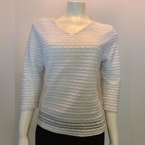 Women's white patterned top
